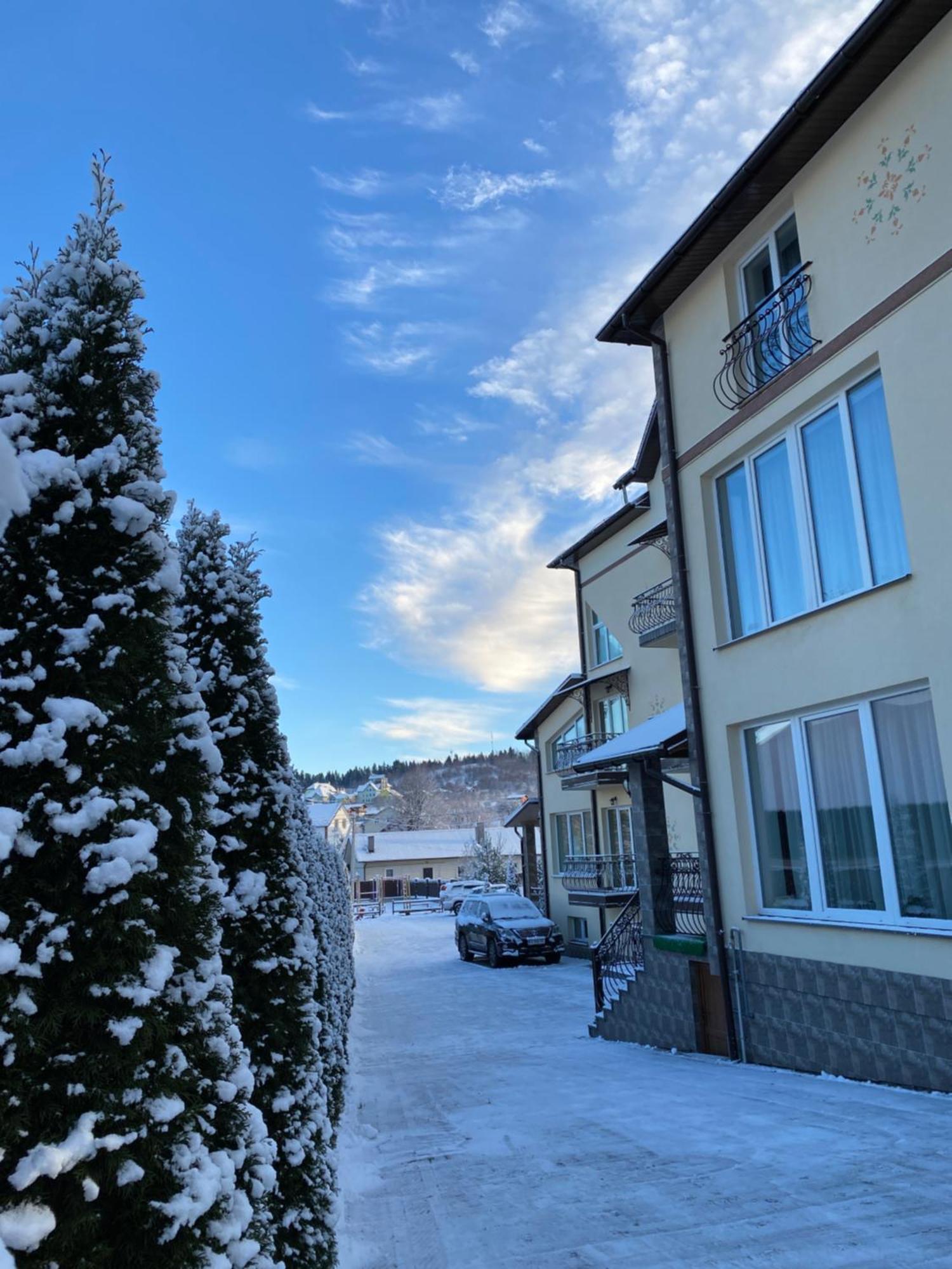 Poeziya Mandriv Hotel Skhidnytsia Exterior photo